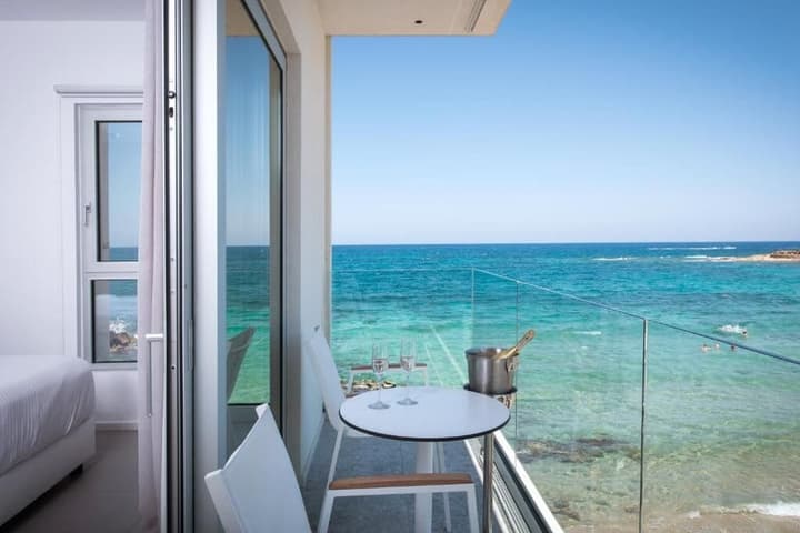 Enorme Ammos Beach - Adults Only