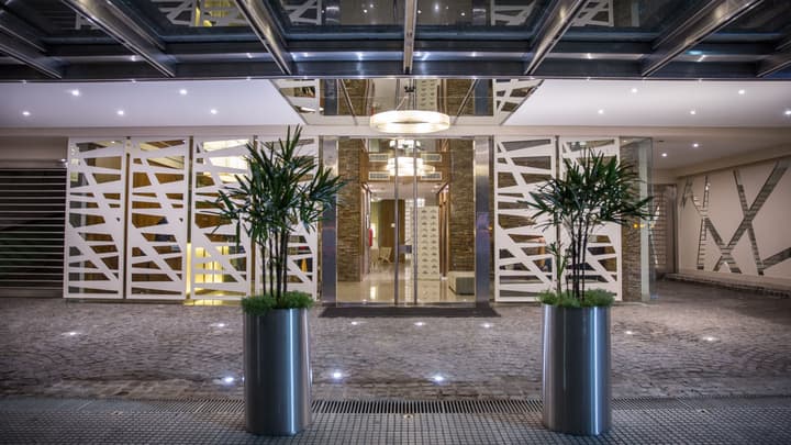 Howard Johnson Plaza by Wyndham Buenos Aires