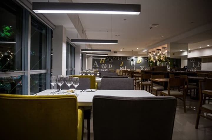 Howard Johnson Plaza by Wyndham Buenos Aires
