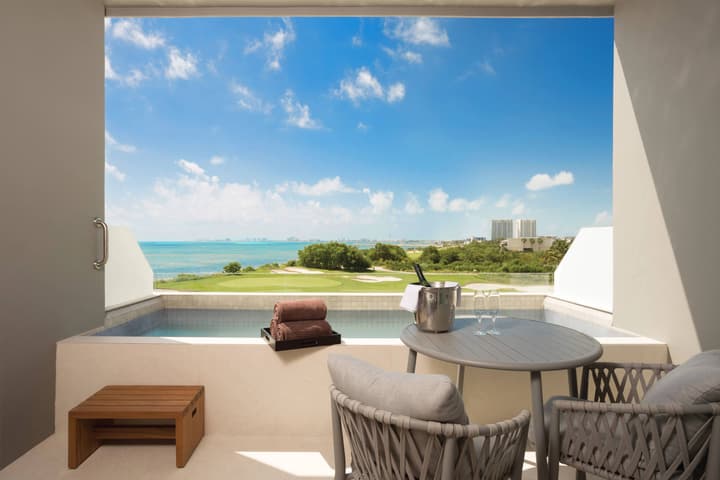 Hyatt Vivid Cancun Adults Only - All Inclusive