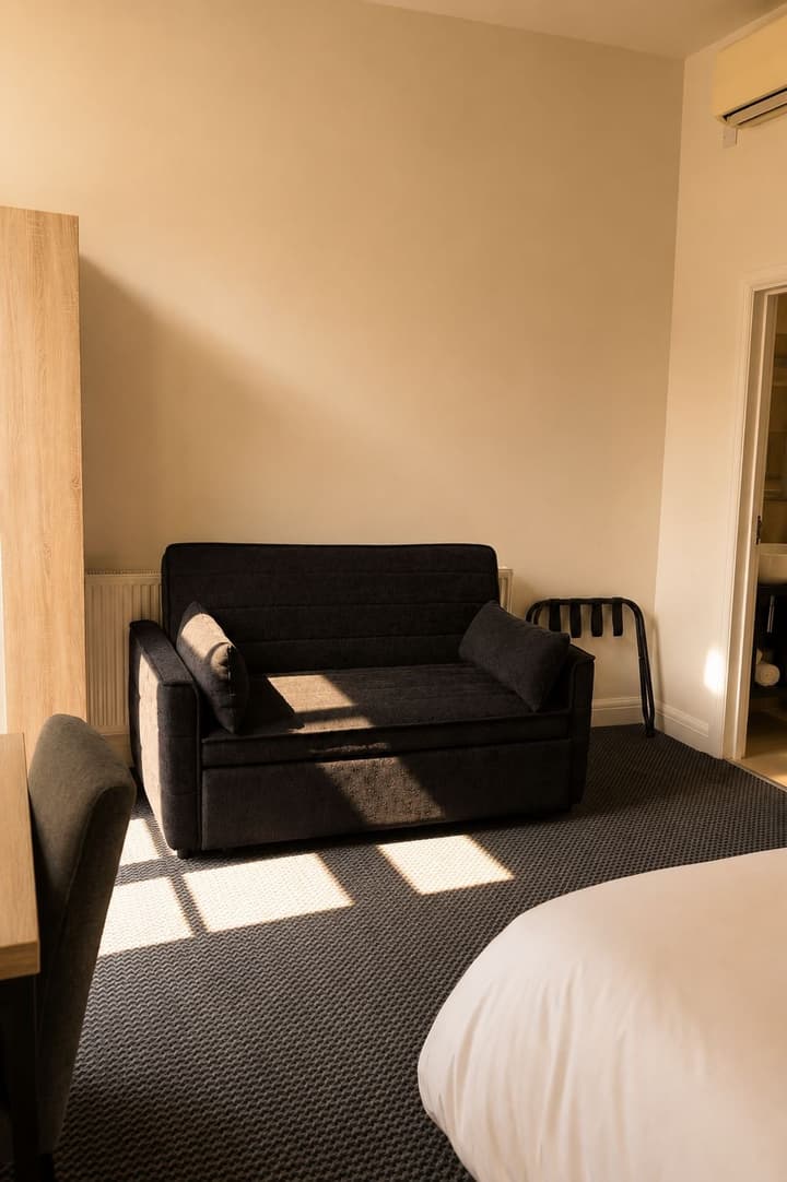 Paddington Townhouse Hotel by OYO