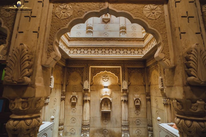 Gaji Hotel