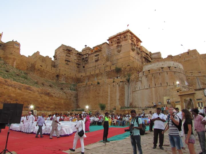 Gaji Hotel