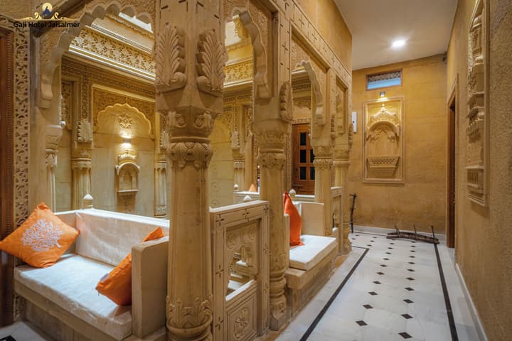 Gaji Hotel