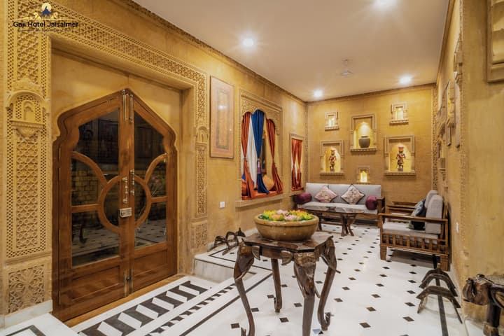 Gaji Hotel
