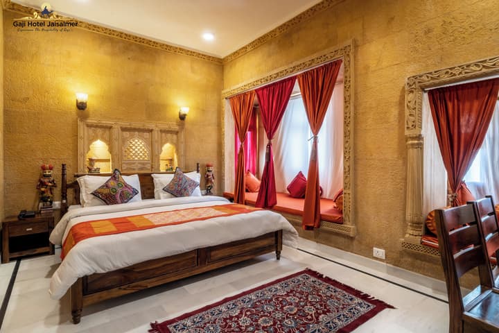 Gaji Hotel