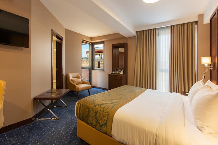 KMM Hotel