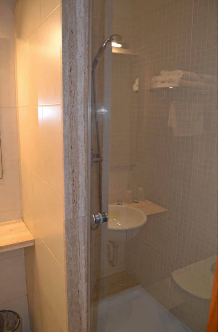 Hostal Apolo