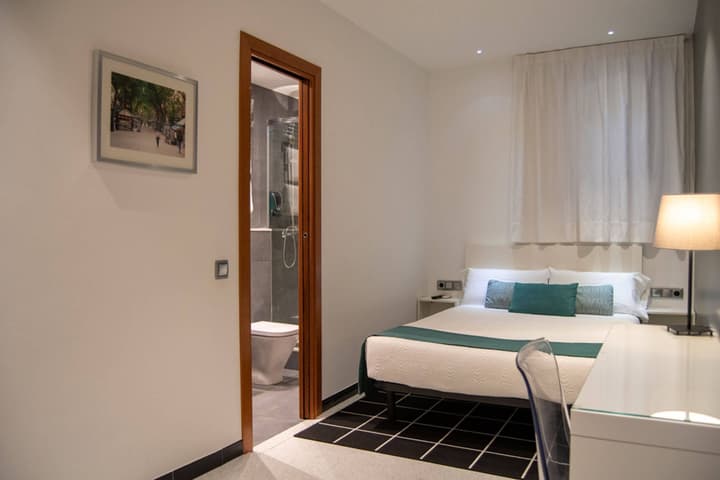 Hostal Apolo