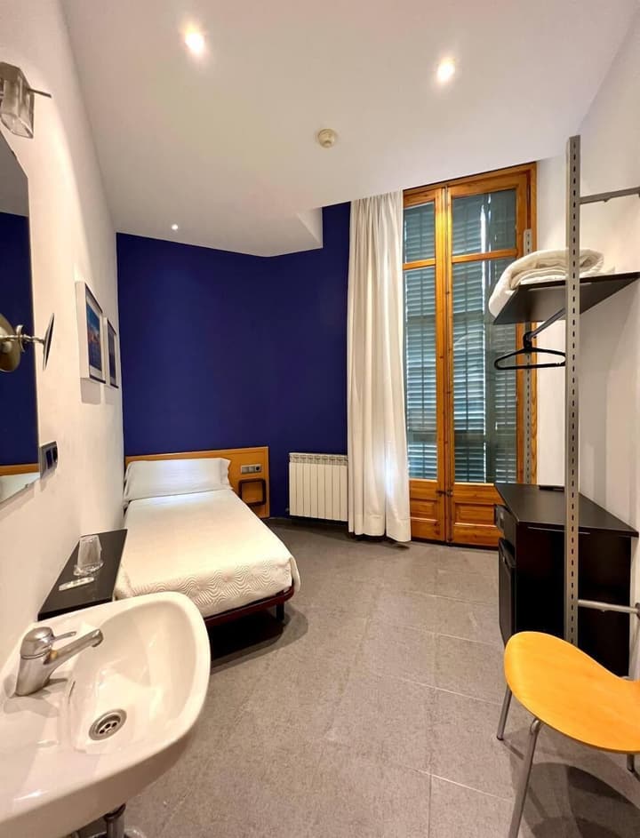 Hostal Apolo
