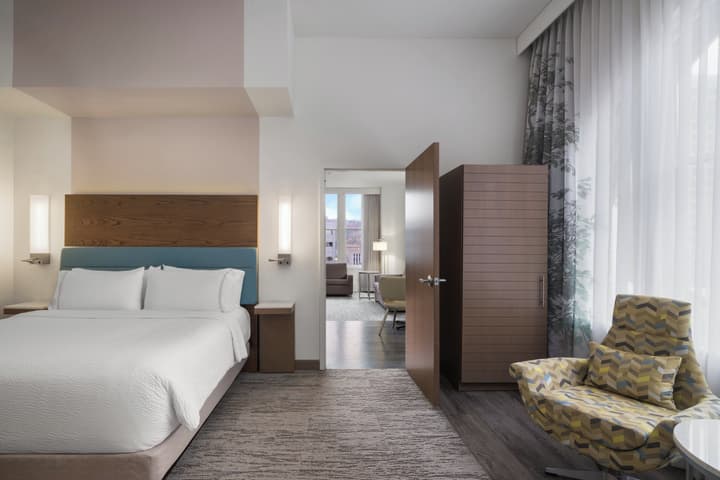 EVEN Hotel Pittsburgh Downtown by IHG