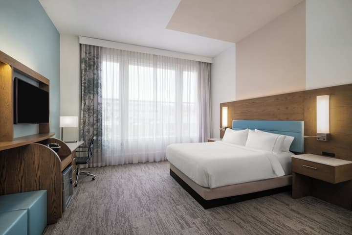 EVEN Hotel Pittsburgh Downtown by IHG