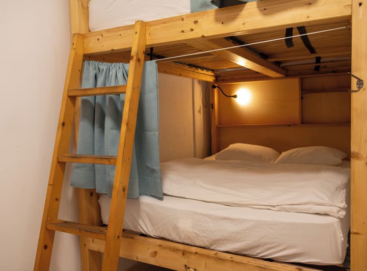 La Ventana Azul Surf Hostel