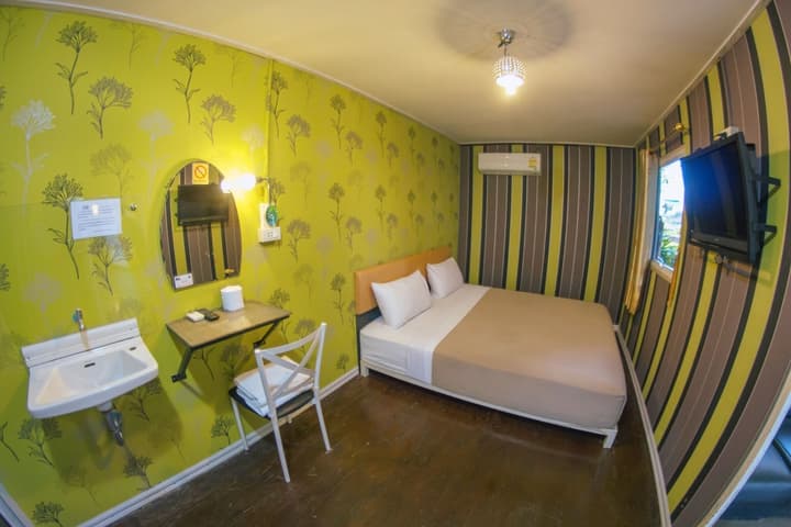 Iron Resort&Hotel