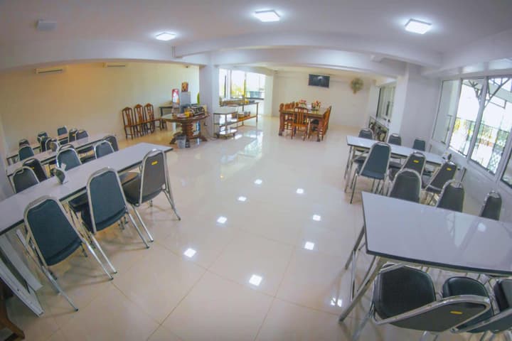 Iron Resort&Hotel