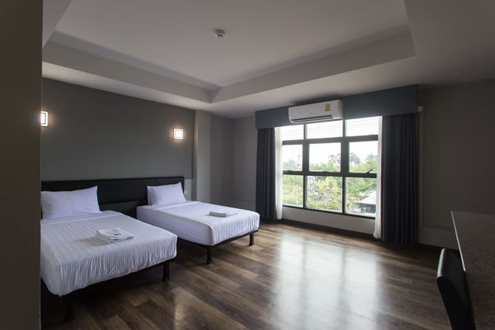 Iron Resort&Hotel