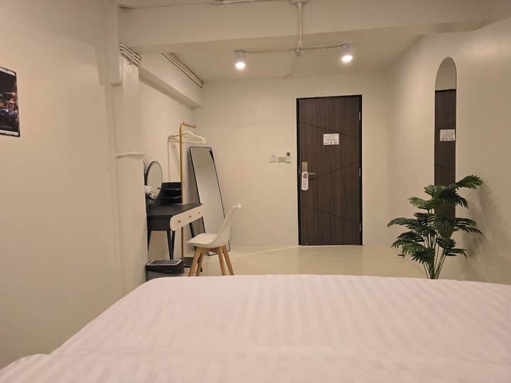 Tuk Tuk Hostel