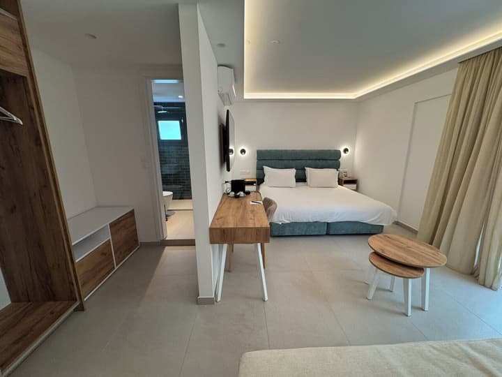 Hypnos Boutique Hotel