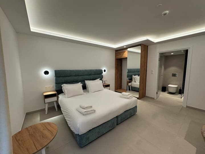 Hypnos Boutique Hotel