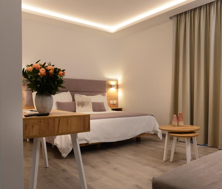 Hypnos Boutique Hotel