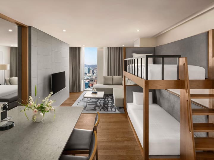 Novotel Ambassador Seoul Dongdaemun Hotels & Residences