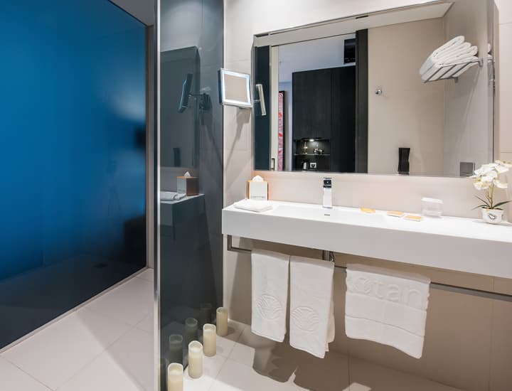 Centro Westside by Rotana
