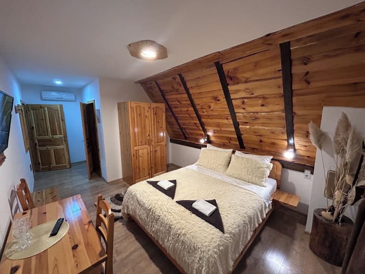 Rustic Lodge Plitvice