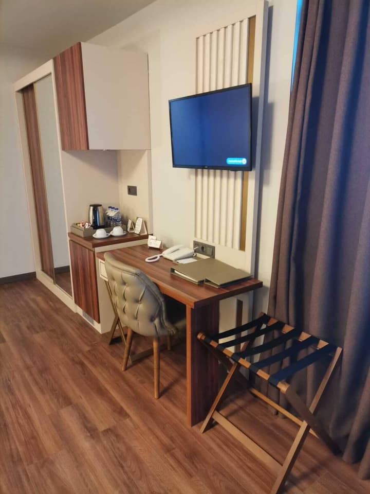 Golden Royal Hotel & Spa