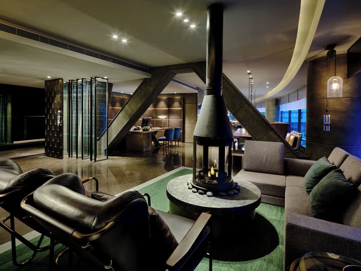 InterContinental Shanghai Wonderland by IHG