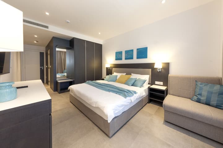 Hotel Eleven