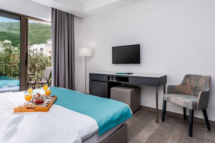 Hotel Eleven