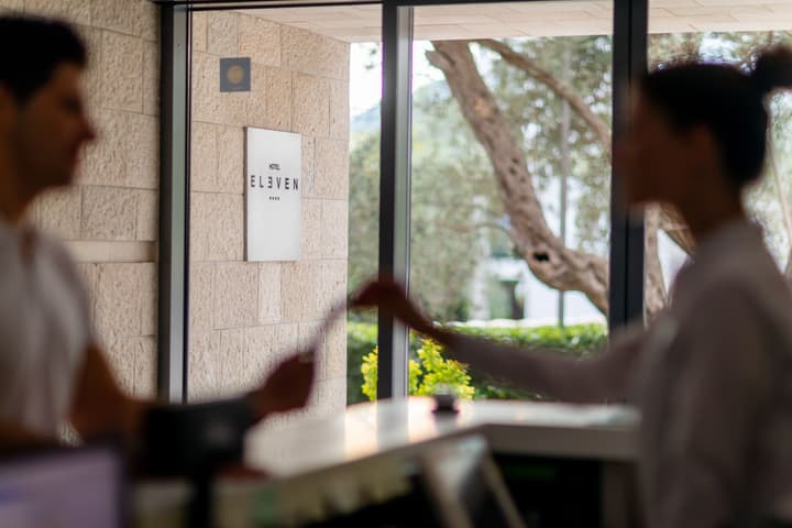Hotel Eleven