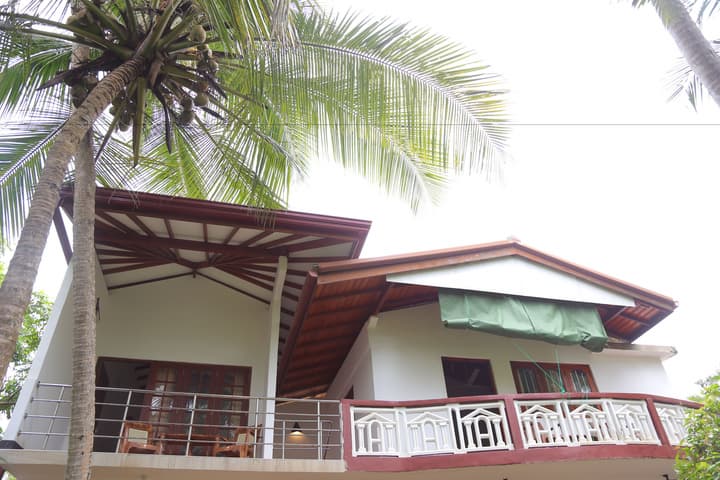 Osanda Guest