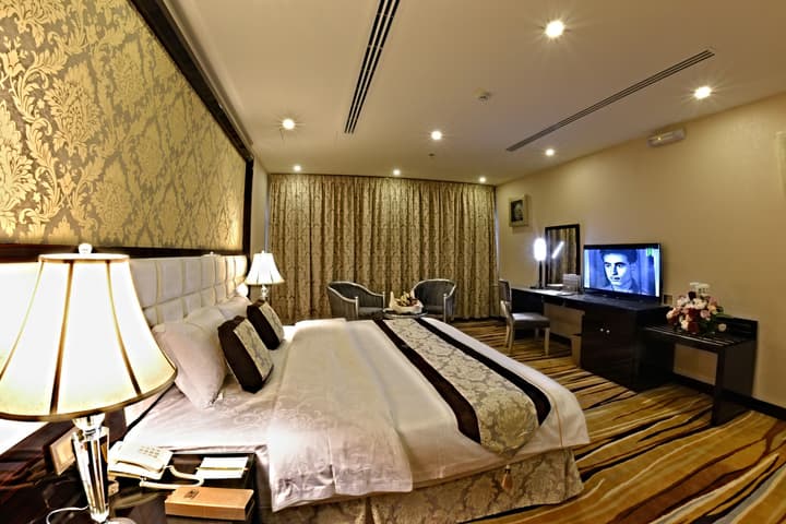 Garden Plaza Hotel