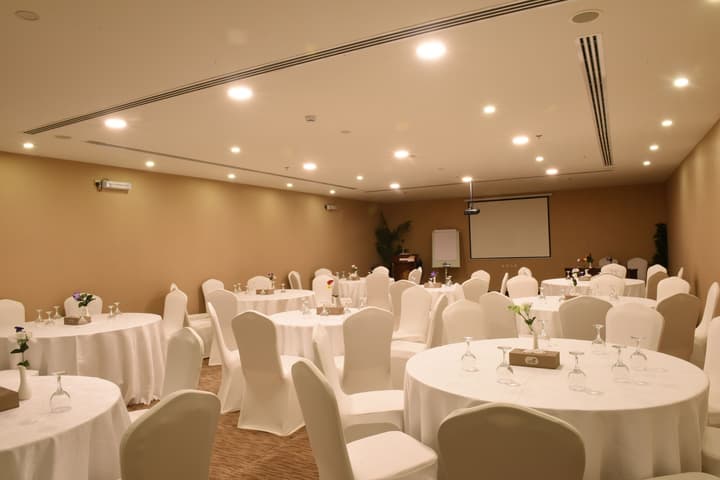 Garden Plaza Hotel