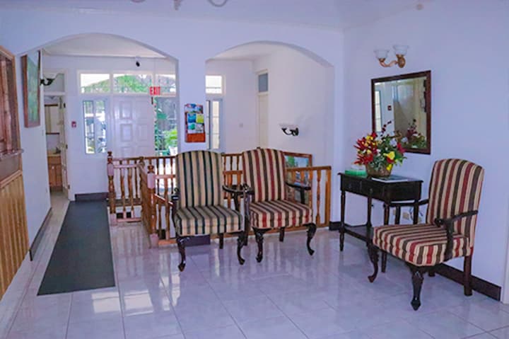 Pink Rock Bed & Breakfast