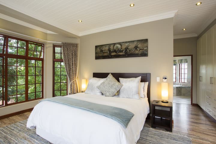 The Browns' Luxury Guest Suites