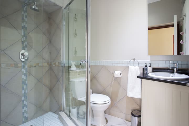 The Browns' Luxury Guest Suites
