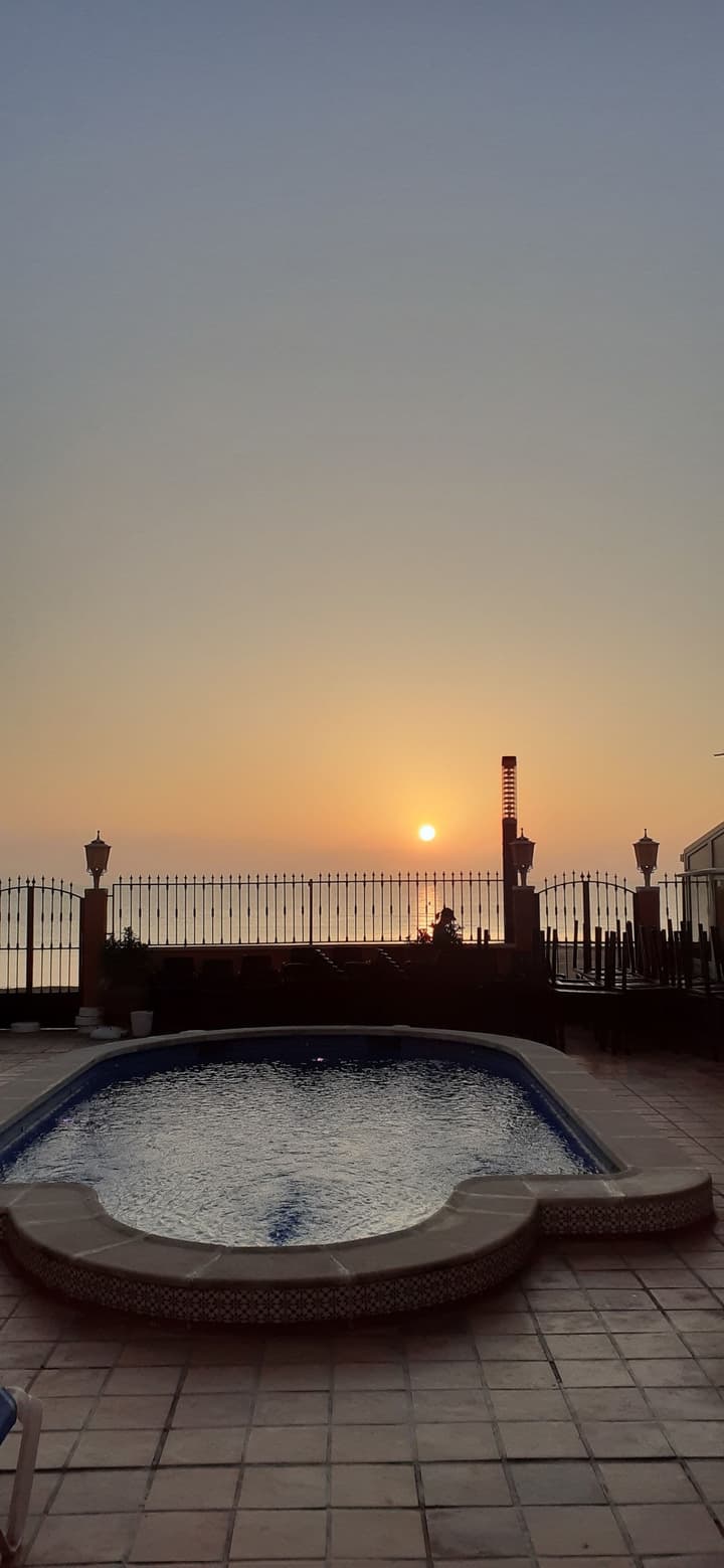 Lloyds Beach Club Aparthotel