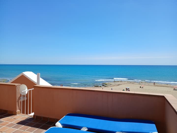 Lloyds Beach Club Aparthotel