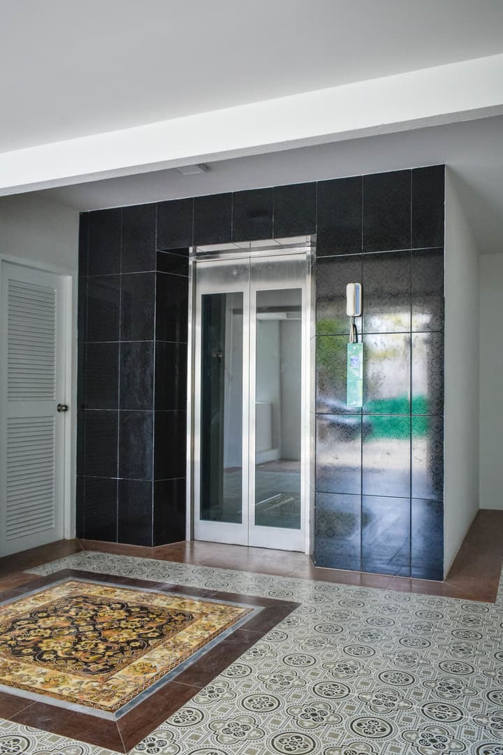 White Boutique Hotel and Spa