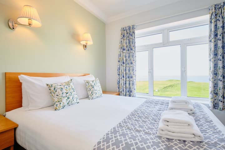 Kilbirnie Hotel