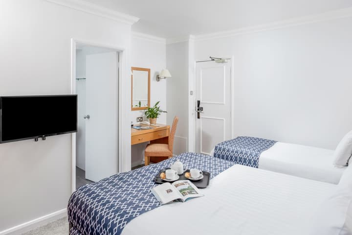 Kilbirnie Hotel