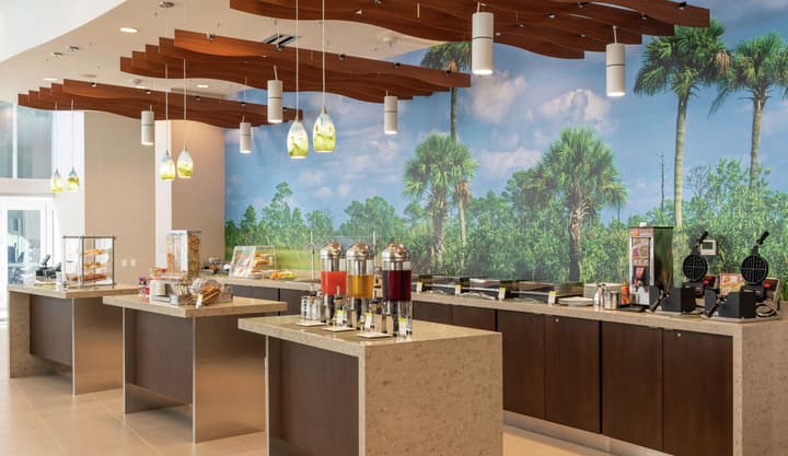 DoubleTree by Hilton Miami - Doral, FL