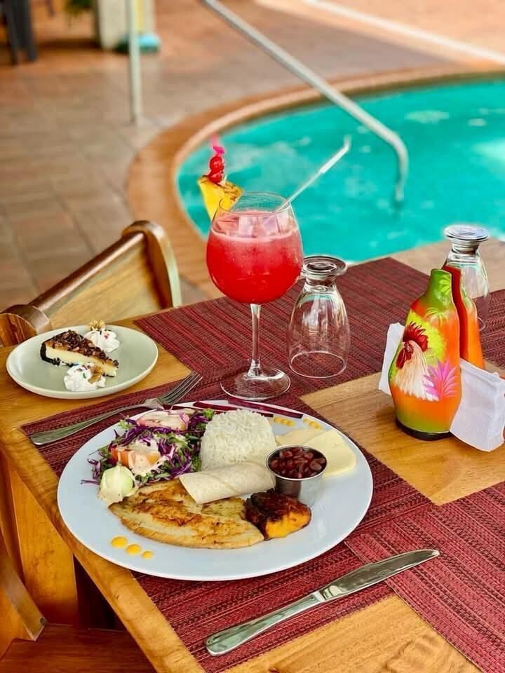 Hotel La Pradera del Arenal