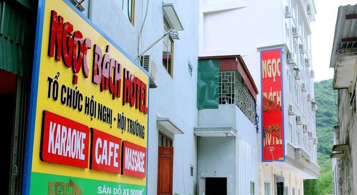 Ngoc Bach Hotel