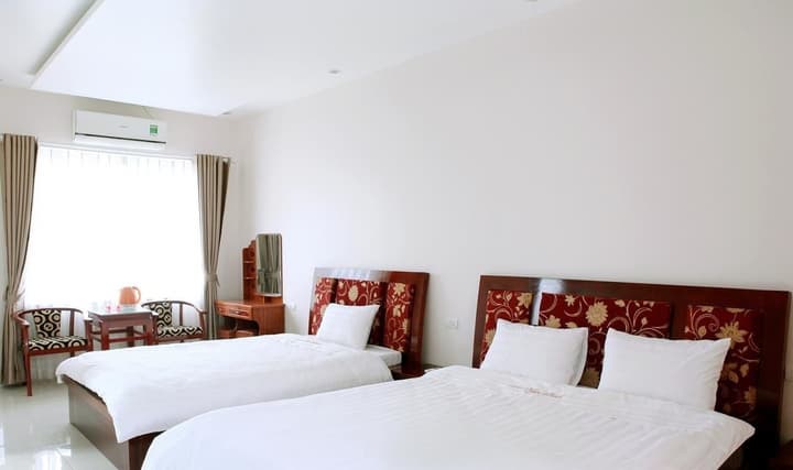 Ngoc Bach Hotel
