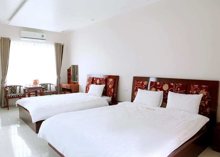 Ngoc Bach Hotel