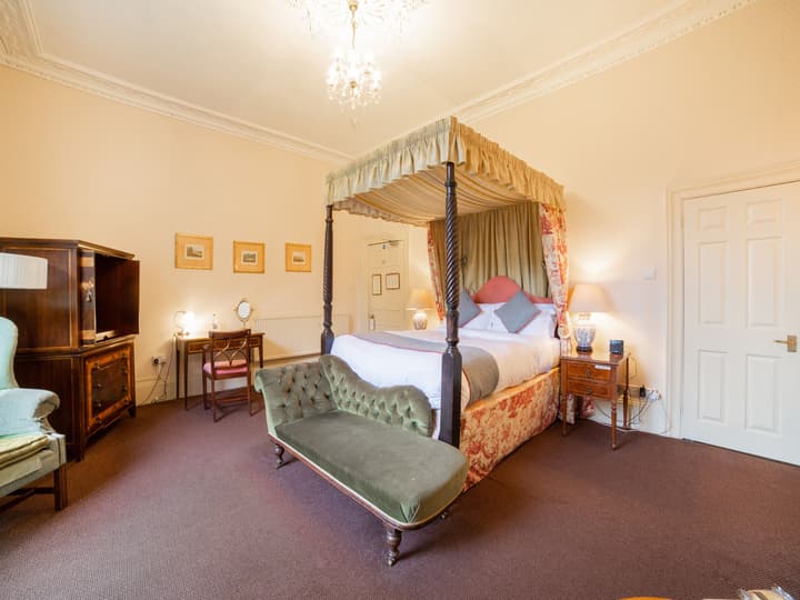 OYO Bailbrook Lodge, Bath