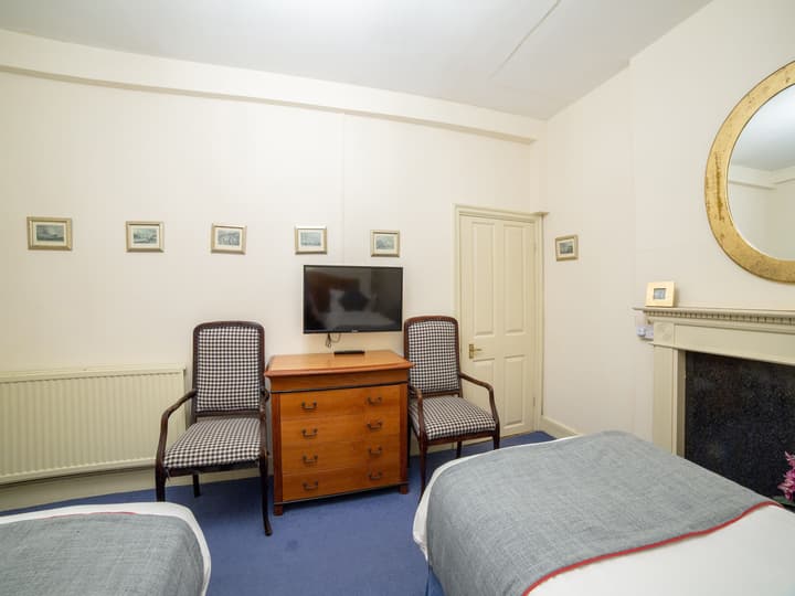 OYO Bailbrook Lodge, Bath